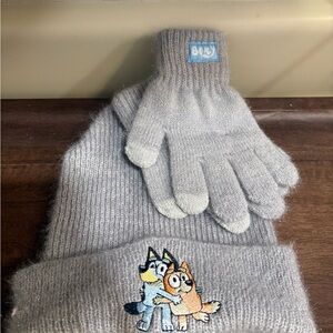Kids Bluey Gray Beanie and Gloves Set